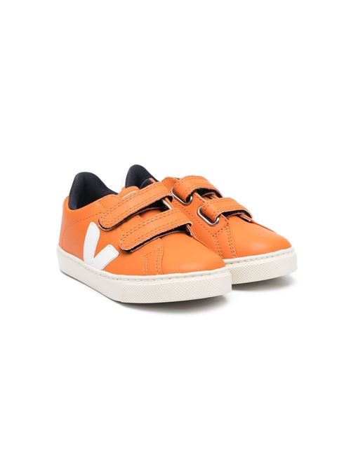 Scarpa bambino con due strappi color arancio e logo laterale bianco Veja Kids | SV0503021